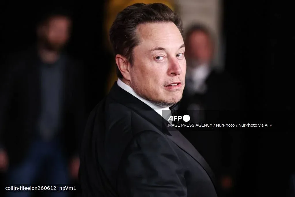 Elon Musk Joins Pentagon Project to Study AI, Drones and the Future of Warfare